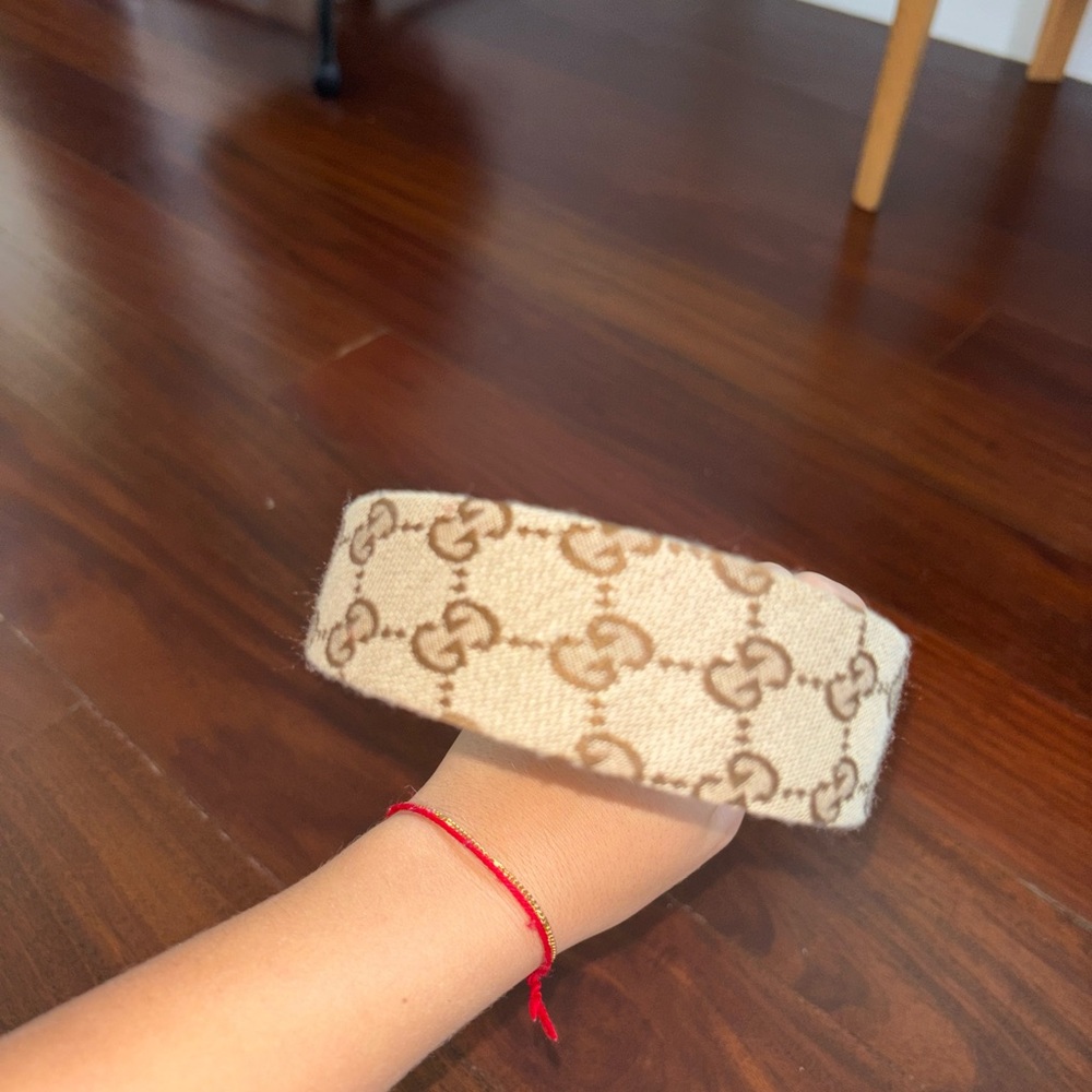 Gucci Cream and Brown GG Monogram Hair Accessory